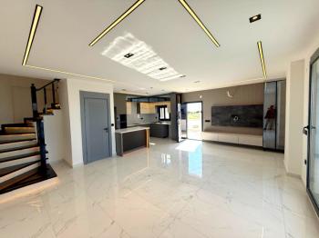 Didim'de Satılık Havuzlu 3+1 Villa