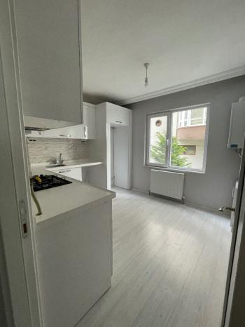 GÜVENAY - ÇORUM KARAKEÇİLİ FATİH CADDESİ ÜZERİNDE KİRALIK 3+1 DAİRE