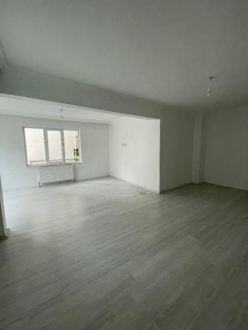 GÜVENAY - ÇORUM KARAKEÇİLİ FATİH CADDESİ ÜZERİNDE KİRALIK 3+1 DAİRE