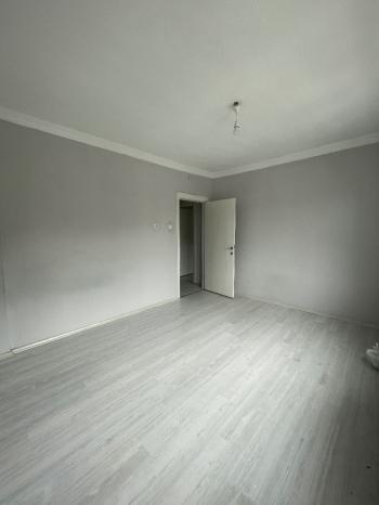 GÜVENAY - ÇORUM KARAKEÇİLİ FATİH CADDESİ ÜZERİNDE KİRALIK 3+1 DAİRE