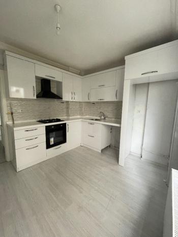 GÜVENAY - ÇORUM KARAKEÇİLİ FATİH CADDESİ ÜZERİNDE KİRALIK 3+1 DAİRE