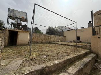 Kıbrıs Girne Ozanköy'de Restorasyona Uygun Tarihi Ev