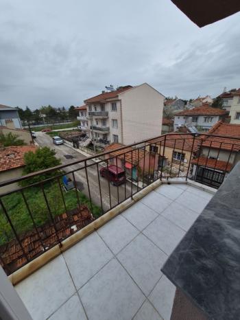AFYON ÜÇOK EMLAKTAN EŞREFPAŞA MAH 3+1 115M² TEMİZ BAKIMLI SATILIK DAİRE