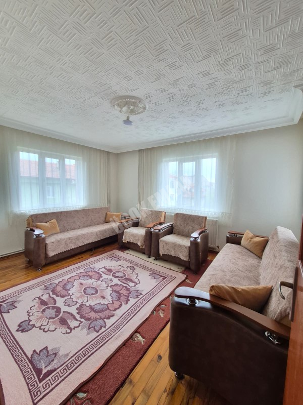 AFYON ÜÇOK EMLAKTAN EŞREFPAŞA MAH 3+1 115M² TEMİZ BAKIMLI SATILIK DAİRE