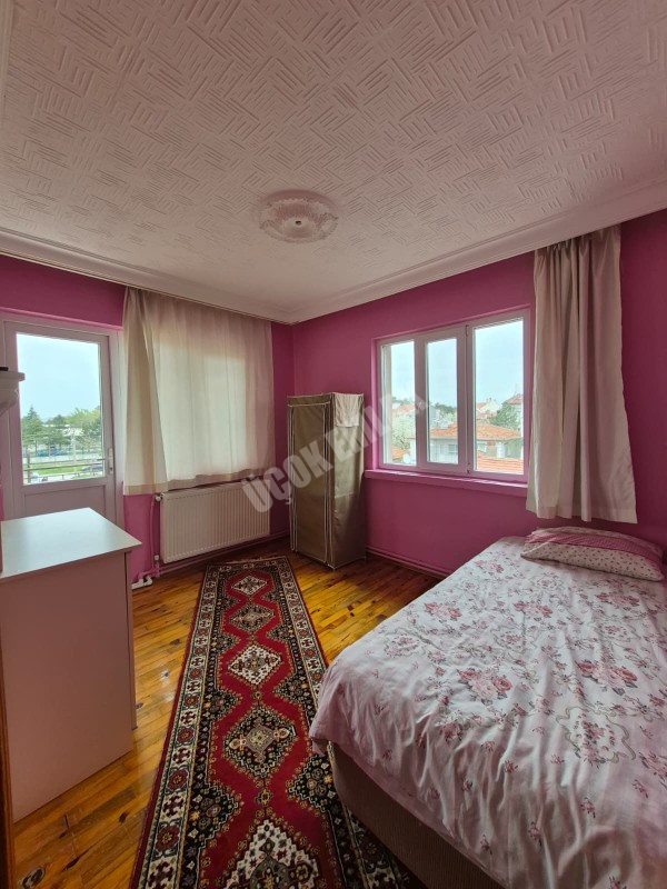 AFYON ÜÇOK EMLAKTAN EŞREFPAŞA MAH 3+1 115M² TEMİZ BAKIMLI SATILIK DAİRE