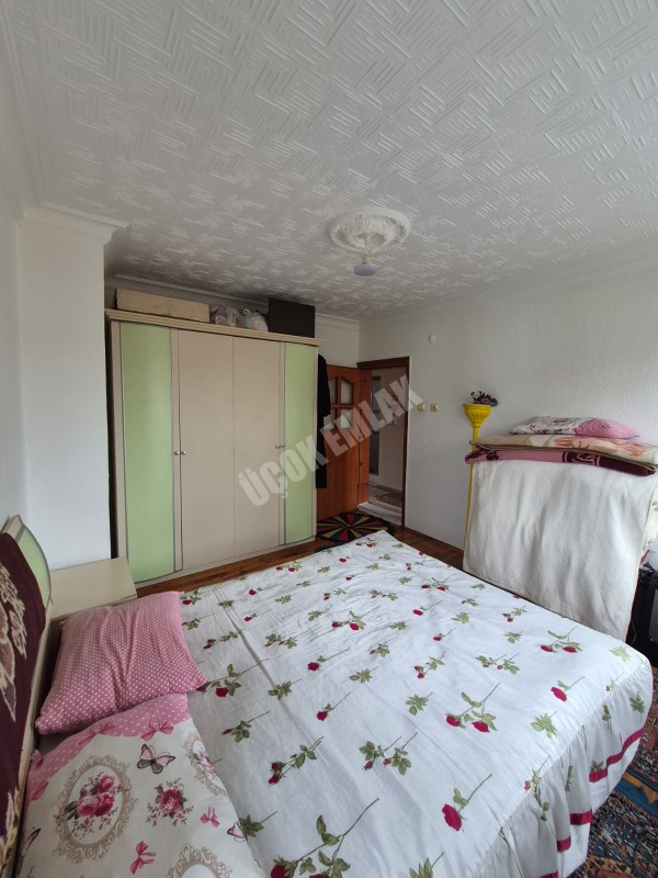 AFYON ÜÇOK EMLAKTAN EŞREFPAŞA MAH 3+1 115M² TEMİZ BAKIMLI SATILIK DAİRE