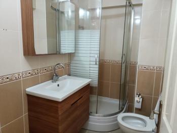 CUMHURİYET MAHALLESİ’NDE KÖŞE KONUM, KATTA TEK 3+1 AYRI MUTFAK SATILIK DAİRE!