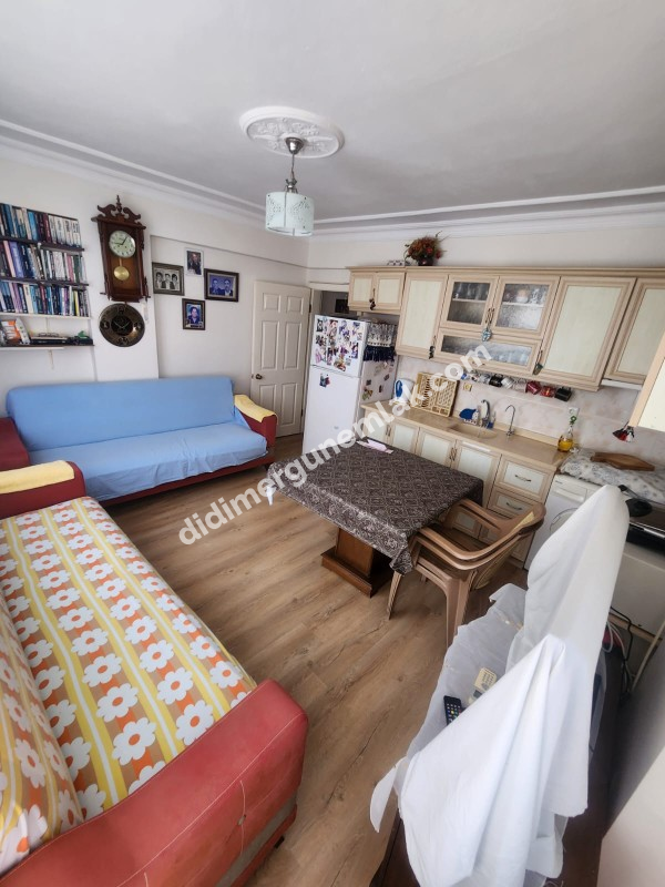 EFELER MAHALLESİ’NDE PARK CEPHELİ, ÖNÜ AÇIK – EŞYALI 2+1 SATILIK DAİRE – KAÇIRILMAYACAK FIRSATI! 