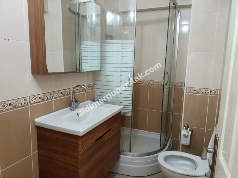 CUMHURİYET MAHALLESİ’NDE KÖŞE KONUM, KATTA TEK 3+1 AYRI MUTFAK SATILIK DAİRE!