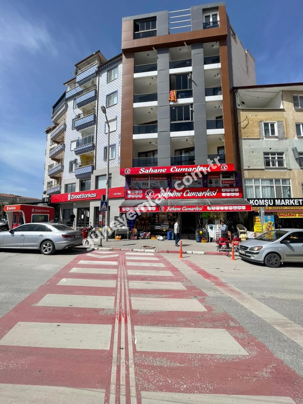 MERKEZDE 3 KATLI DEV TİCARİ FIRSAT! YATIRIMIN EN GÜÇLÜ HALİ!