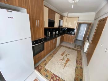 GÜVENAY - ÇORUM BUHARAEVLER MAH. 5. CADDE ARKASI 3+1 EŞYALI KİRALIK DAİRE