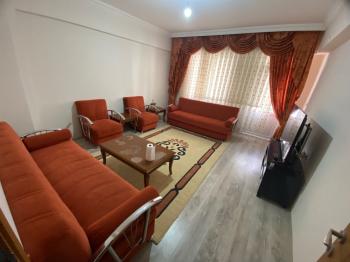 GÜVENAY - ÇORUM BUHARAEVLER MAH. 5. CADDE ARKASI 3+1 EŞYALI KİRALIK DAİRE