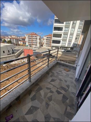 GÜVENAY - ÇORUM KALE BEST BENZİNLİK CİVARI 3+1 SATILIK DAİRE 