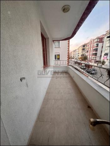 GÜVENAY - ÇORUM İKBAL IŞIKLARINDA SATILIK 3+1 DAİRE 
