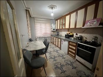 GÜVENAY - ÇORUM İKBAL IŞIKLARINDA SATILIK 3+1 DAİRE 