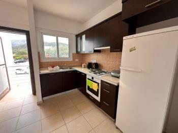 Tatlısu, Mağusa'da Satılık 2+1 Daire – Ful Eşyalı ve Havuzlu Site İçinde!