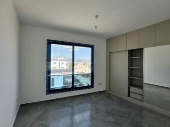 LEFKOŞA GÖNYELİ’DE SATILIK 2+1 EN SUITE DAİRE