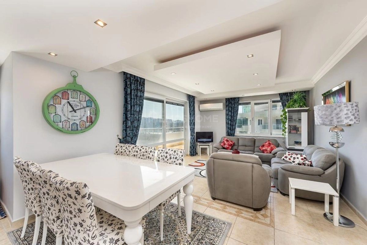4+1 Penthouse Near Sea Tosmur