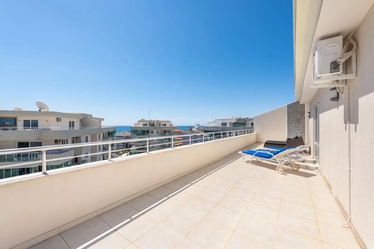 4+1 Penthouse Near Sea Tosmur