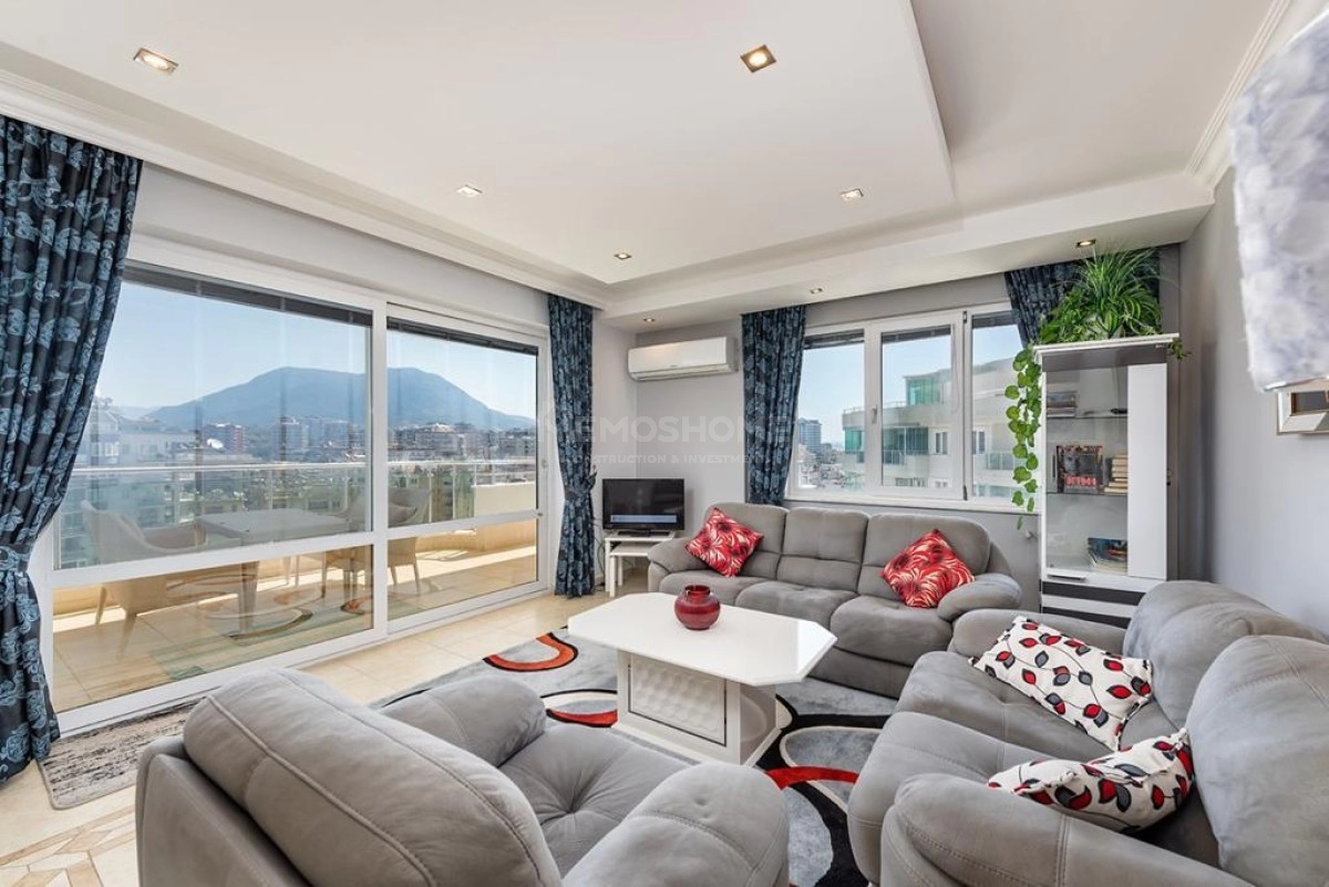 4+1 Penthouse Near Sea Tosmur