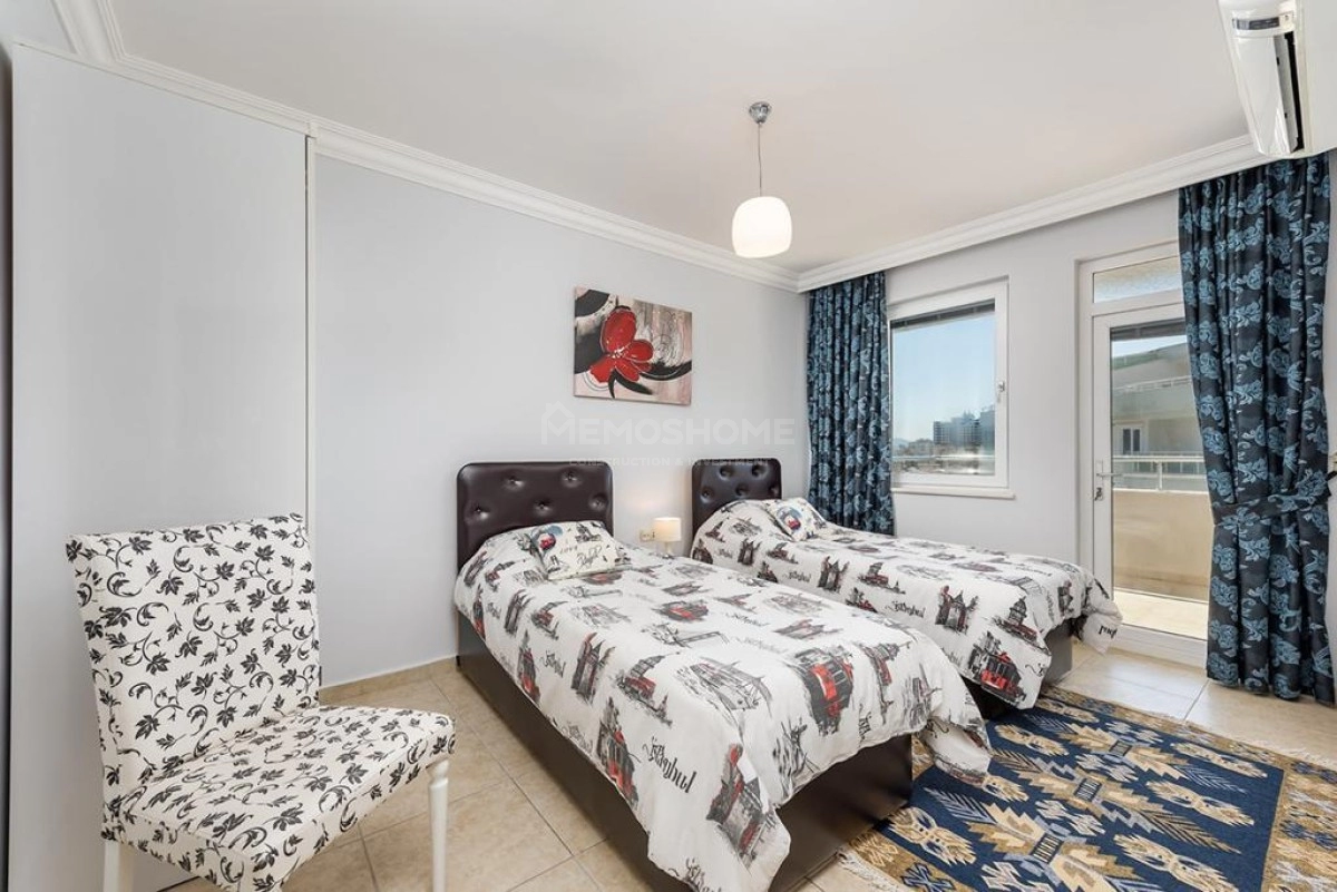 4+1 Penthouse Near Sea Tosmur