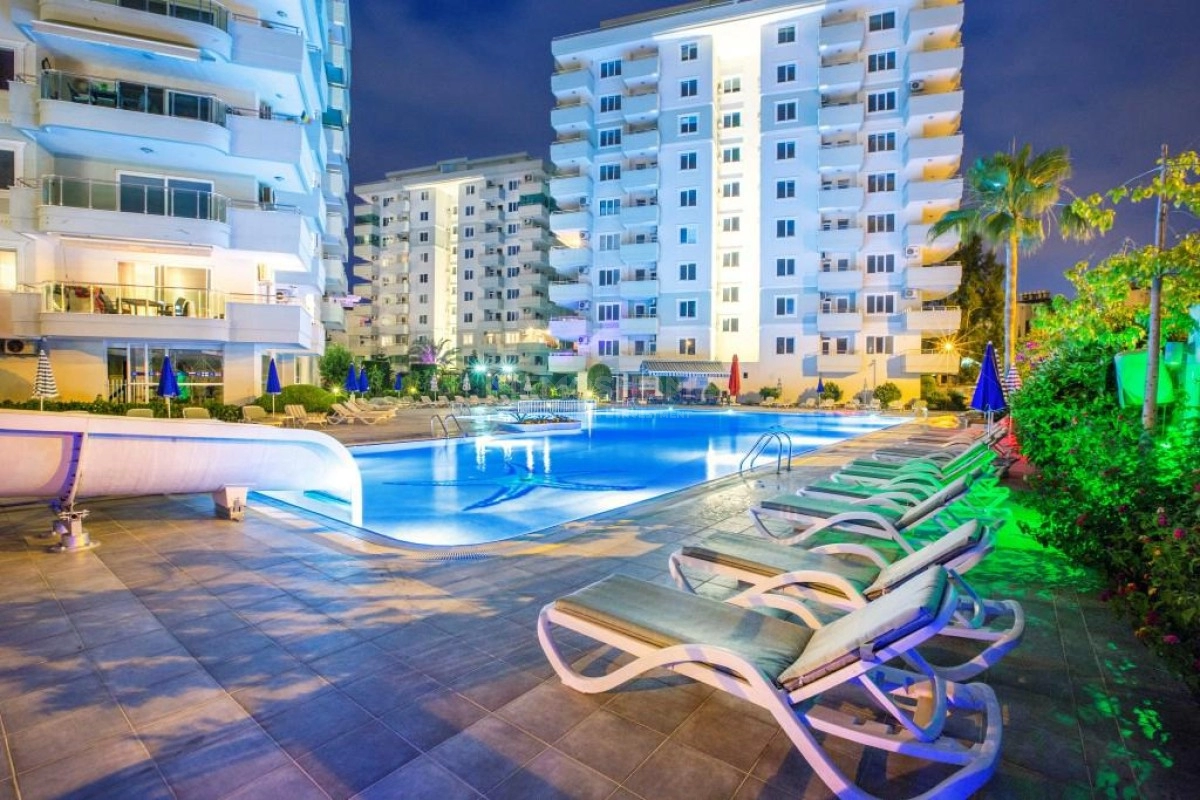 4+1 Penthouse Near Sea Tosmur