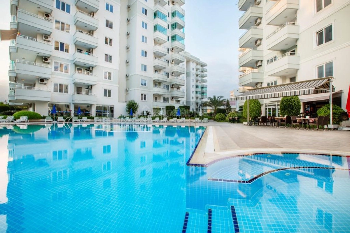 4+1 Penthouse Near Sea Tosmur