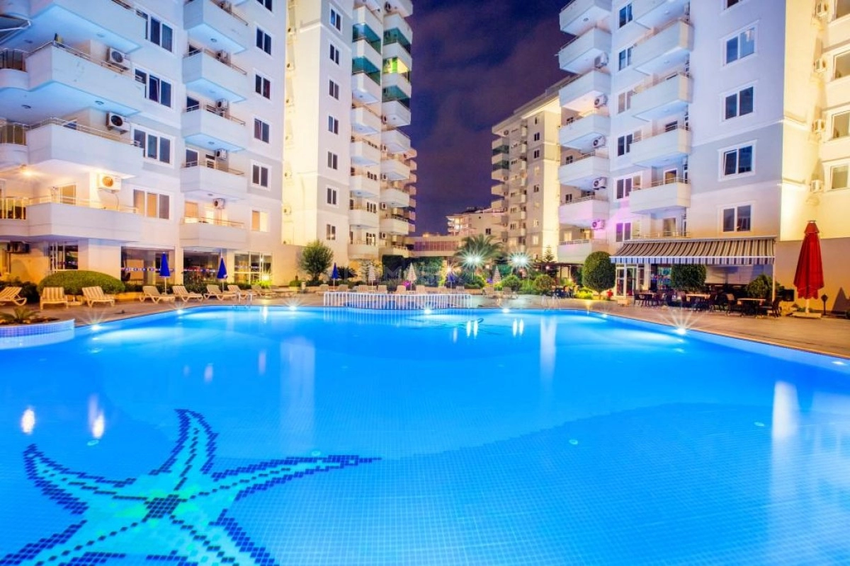 4+1 Penthouse Near Sea Tosmur
