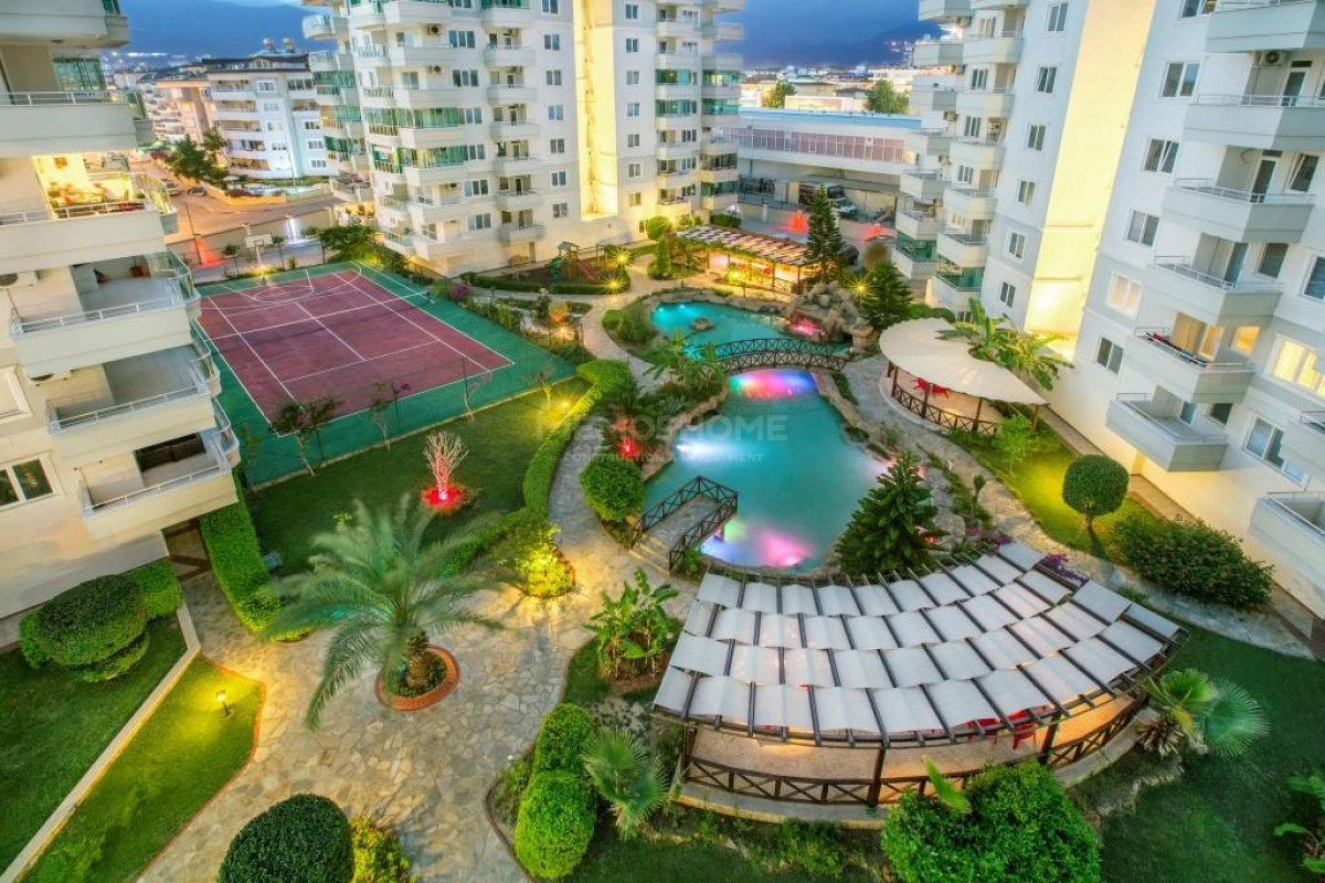 4+1 Penthouse Near Sea Tosmur