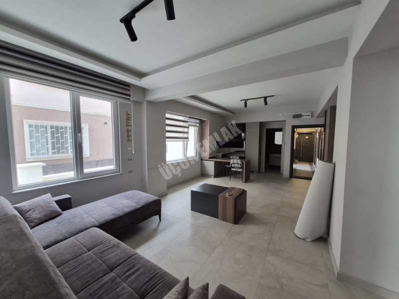 AFYON ÜÇOK EMLAKTAN SÜMER MAH 2+1  75M² TEMİZ BAKIMLI EŞYALI KİRALIK DAİRE 