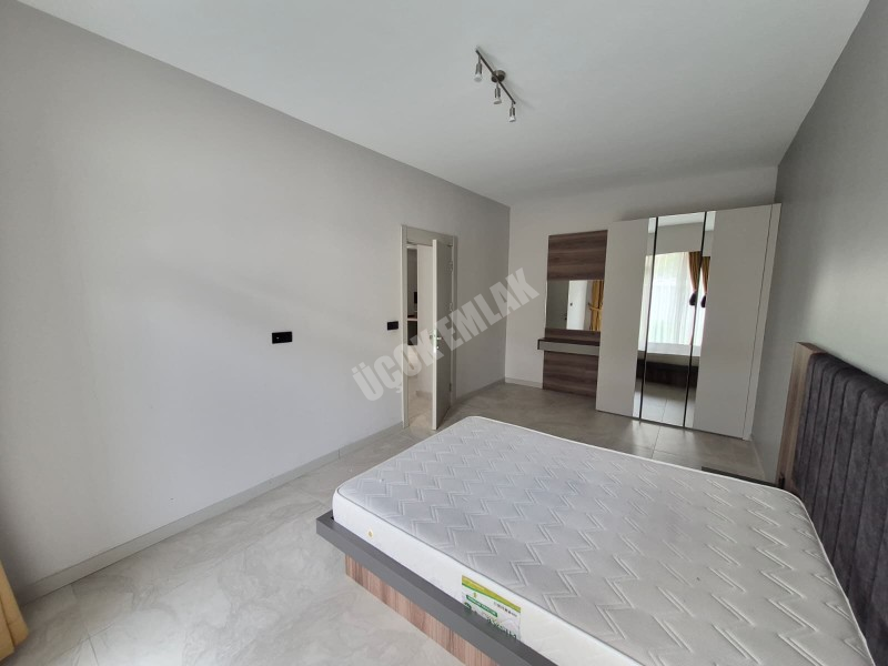 AFYON ÜÇOK EMLAKTAN SÜMER MAH 2+1  75M² TEMİZ BAKIMLI EŞYALI KİRALIK DAİRE 