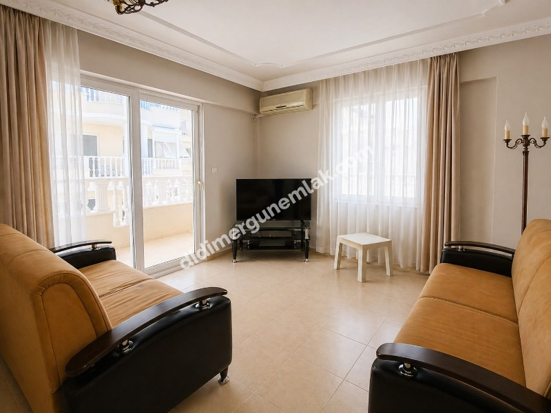 ALTINKUM MAHALLESİ’NDE HAVUZLU SİTE İÇERİSİNDE EŞYALI, 3+1 SATILIK DAİRE! DENİZE YÜRÜME MESAFESİNDE!
