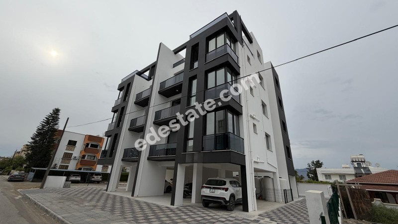 Lefkoşa Kızılbaş'ta SATILIK 2+1 Daireler