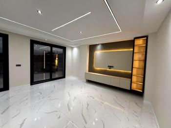 Didim'de Satılık 300 M2 Arsa Üzerinde 4+1 Villa