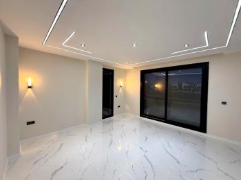 Didim'de Satılık 300 M2 Arsa Üzerinde 4+1 Villa