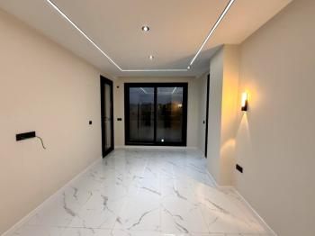 Didim'de Satılık 300 M2 Arsa Üzerinde 4+1 Villa