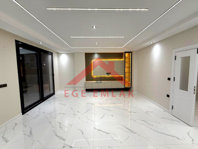 Didim'de Satılık 300 M2 Arsa Üzerinde 4+1 Villa
