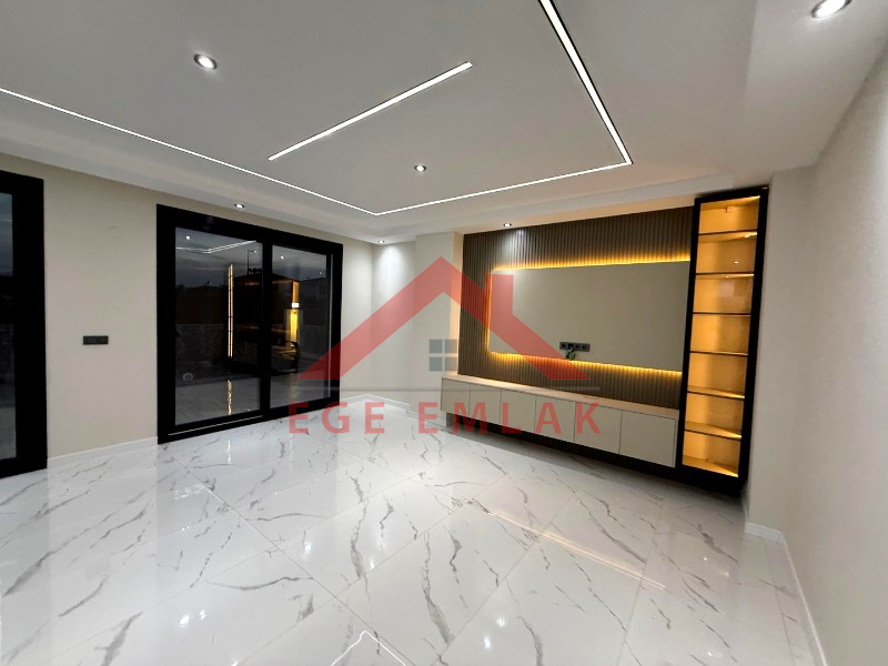 Didim'de Satılık 300 M2 Arsa Üzerinde 4+1 Villa