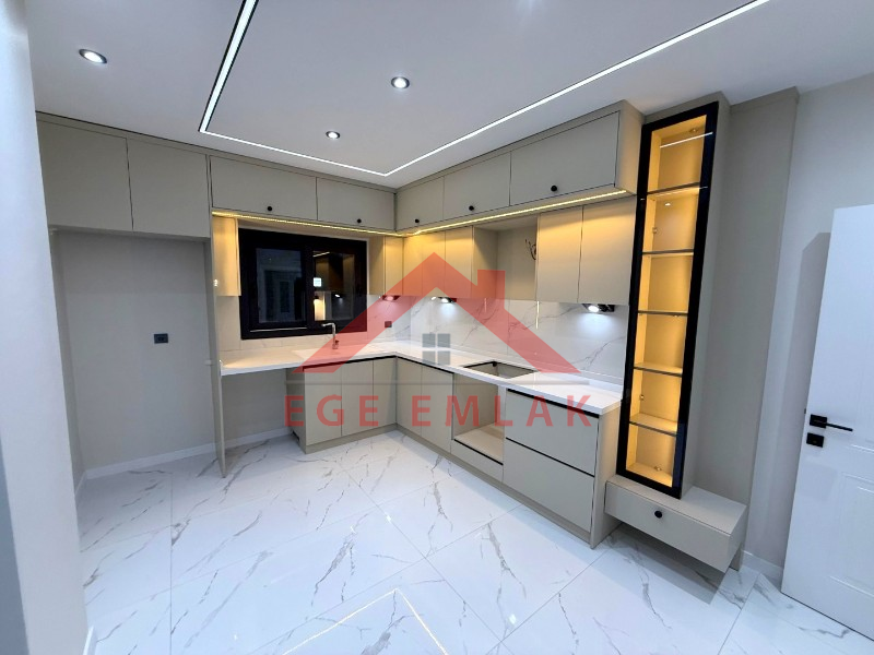 Didim'de Satılık 300 M2 Arsa Üzerinde 4+1 Villa