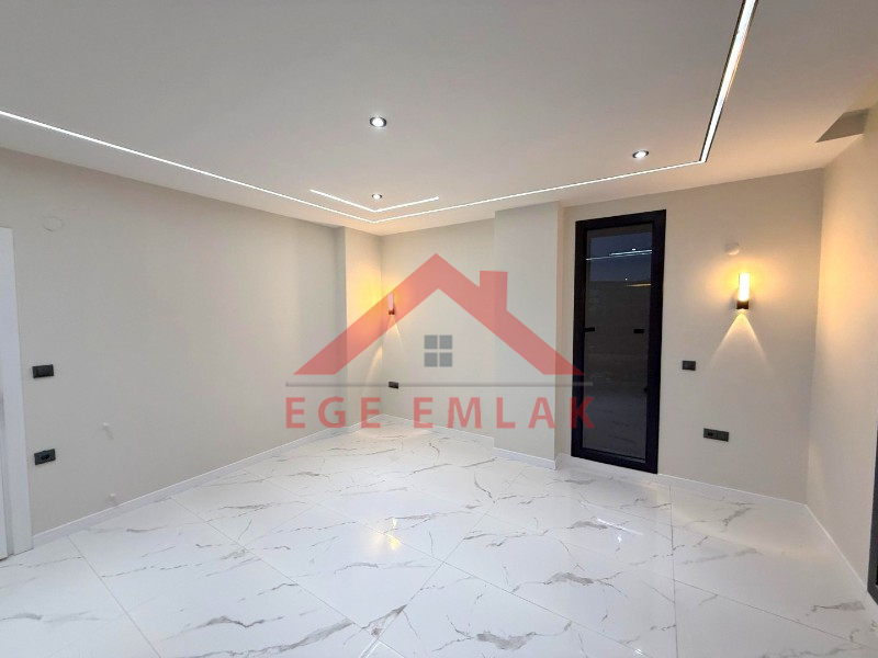 Didim'de Satılık 300 M2 Arsa Üzerinde 4+1 Villa