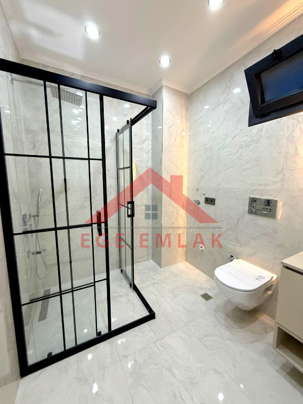Didim'de Satılık 300 M2 Arsa Üzerinde 4+1 Villa