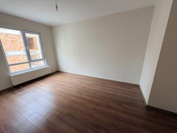 GÜVENAY -  ÇORUM ÜÇTUTLAR MAH. ILICA CADDESİ ÜZERİ 2+1 KİRALIK DAİRE