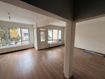 GÜVENAY -  ÇORUM ÜÇTUTLAR MAH. ILICA CADDESİ ÜZERİ 2+1 KİRALIK DAİRE