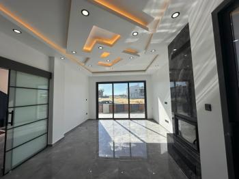 YENİKENT'TE YENİ SIFIR 4+1 MÜSTAKİL EV 