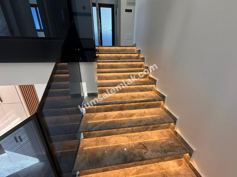 YENİKENT'TE YENİ SIFIR 4+1 MÜSTAKİL EV 