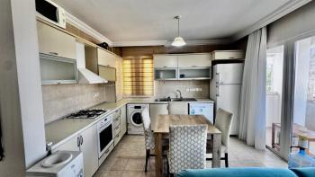 KKTC Girne Merkezde Patara Sitesinde Ortak Yüzme Havuzlu Satılık 1+1 Daire