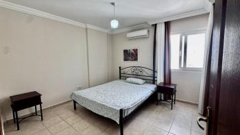 KKTC Girne Merkezde Patara Sitesinde Ortak Yüzme Havuzlu Satılık 1+1 Daire