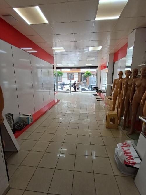 Yeşilpınar Özlem Çarşısına Yakın 140 m2 Kiralık İşyeri