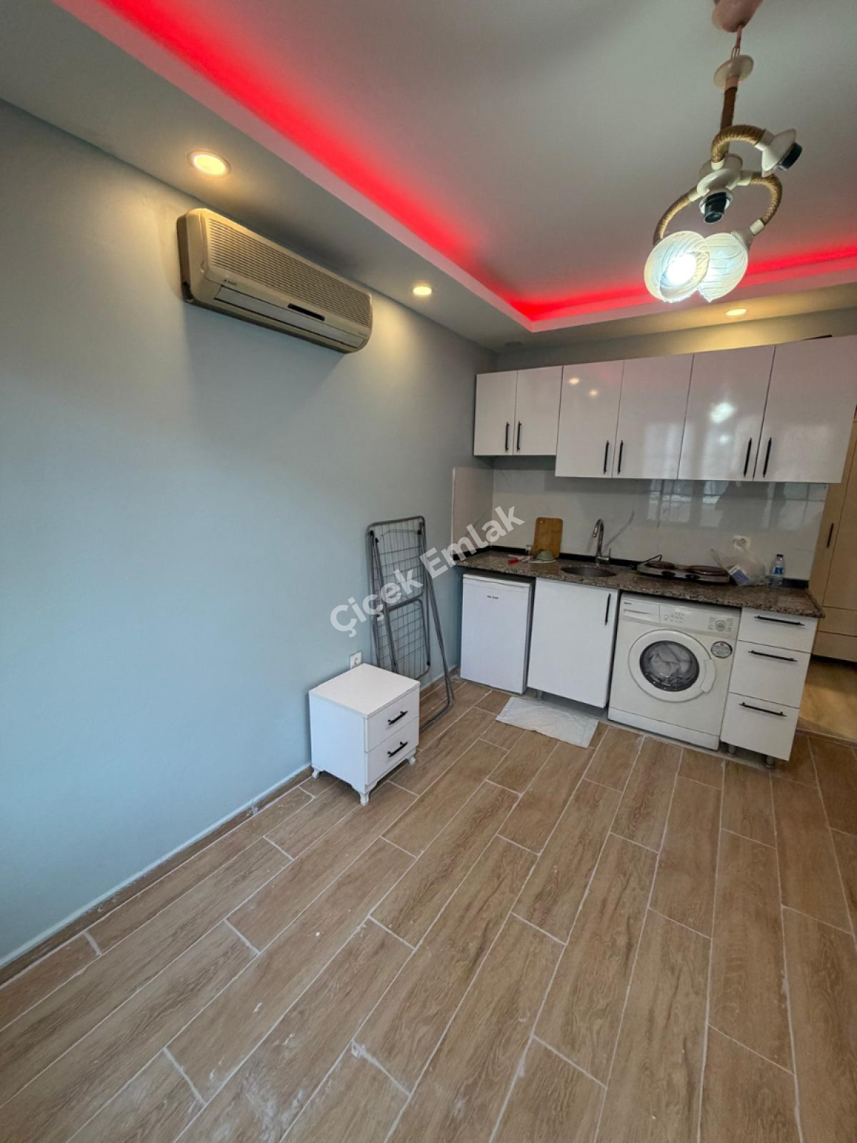 Alibeyköy Komple Satılık Bina Yüksek Kira Getirili