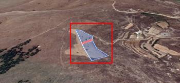 AFYON ÜÇOK EMLAKTAN SARIKÖYÜNDE 4000M² SATILIK TARLA 